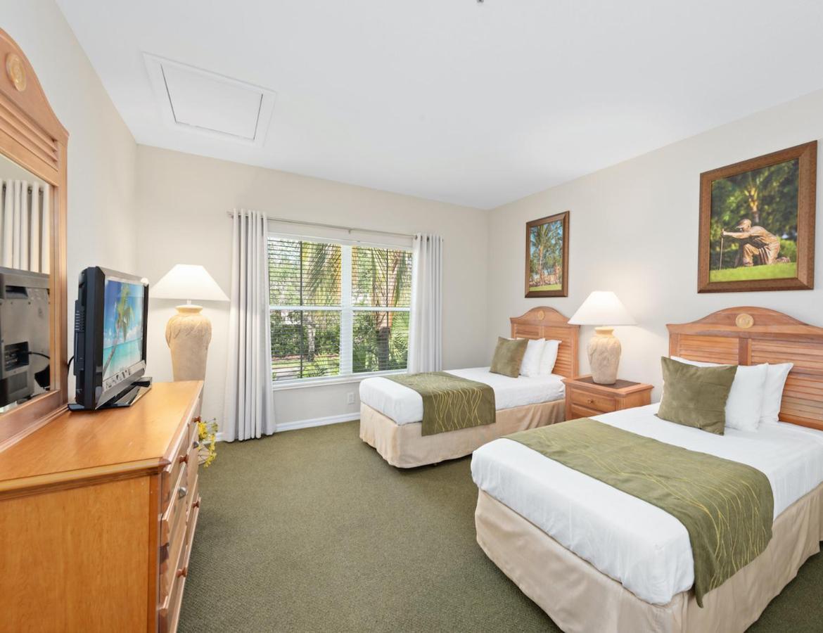 Lely Greenlinks Top Floor - On Golf Course, Minutes From Beaches, Downtown! Naples Exterior photo